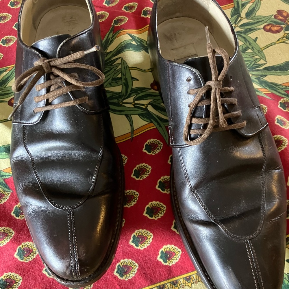 Quiet Luxury Santoni Brown Leather Oxford